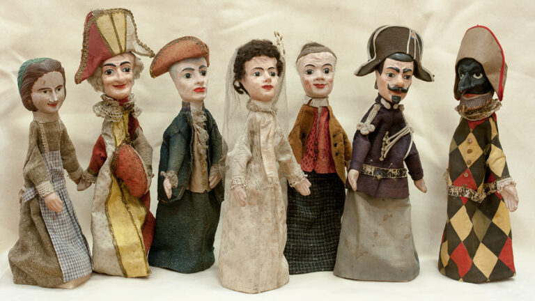 Перчаточные куклы из кукольного театра «Гиньоль». Франция, Париж, Фирма «Paradis des Enfants»