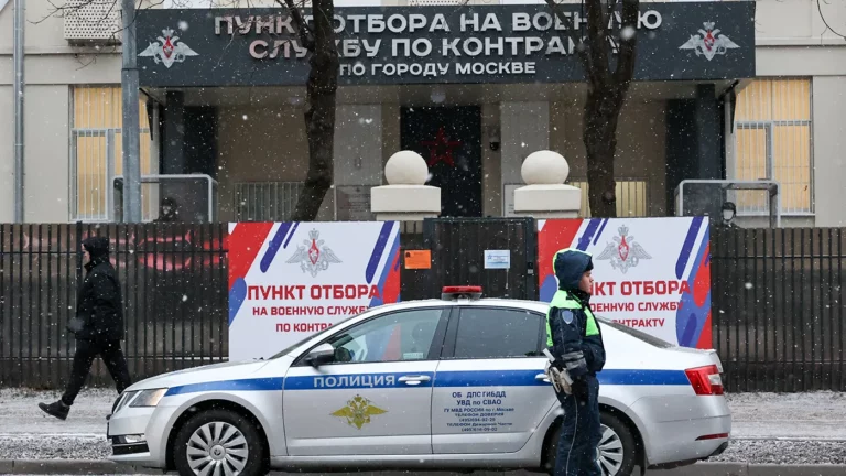 СБУ обвинила Собянина в организации набора в армию через пункты отбора