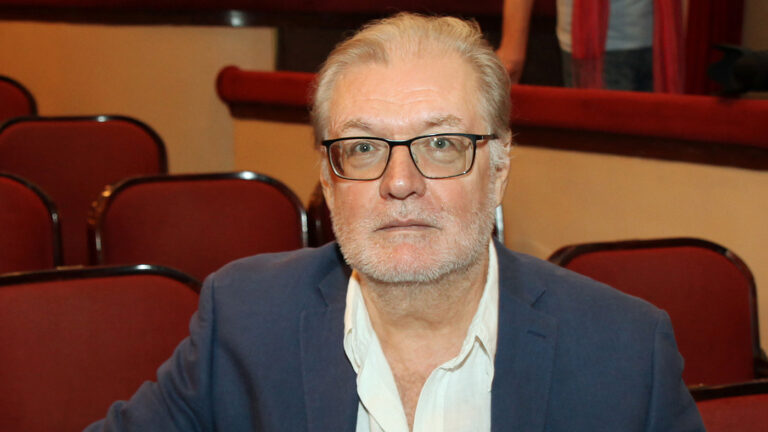 Владимир Симонов