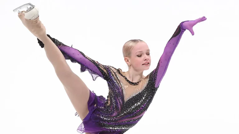 Юную фигуристку из «Ангелов Плющенко» избила собственная мать: что известно