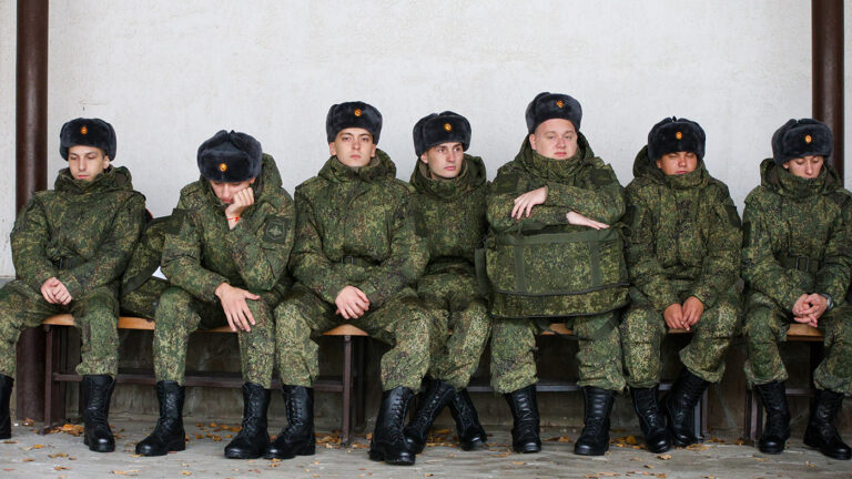 Путин подписал закон о круглогодичном призыве и резервистах: что изменится