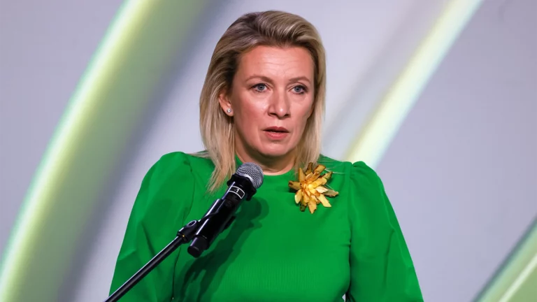 Захарова ответила на обвинения Пашиняна в адрес КГБ