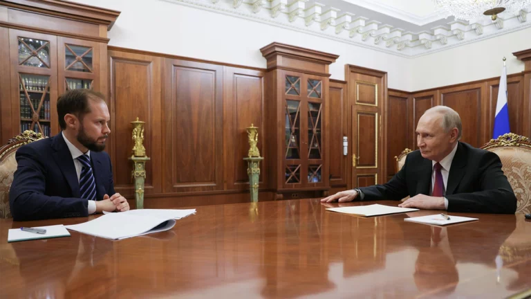 Стало известно, кого Путин назначил главой Тверской области