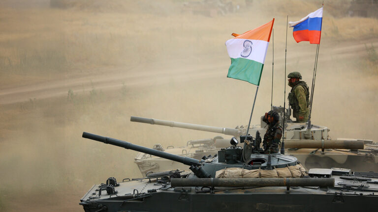 Россия и Индия согласовали взаимную отправку солдат, военных кораблей и самолетов