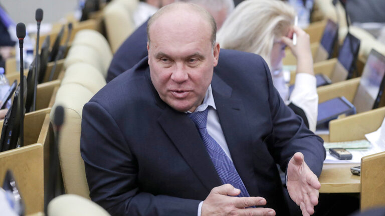 Андрей Колесник