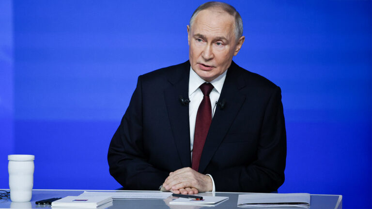 «Когда-то придется отдавать»: Путин назвал грабежом заморозку российских активов