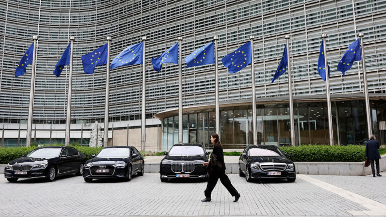 Евросоюз спешно протаскивает закон о бессрочной блокировке российских активов