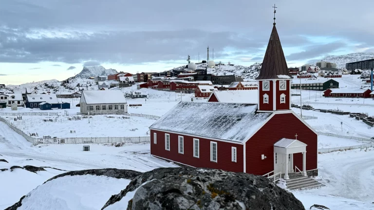Не только псы: кто защитит Гренландию от Трампа