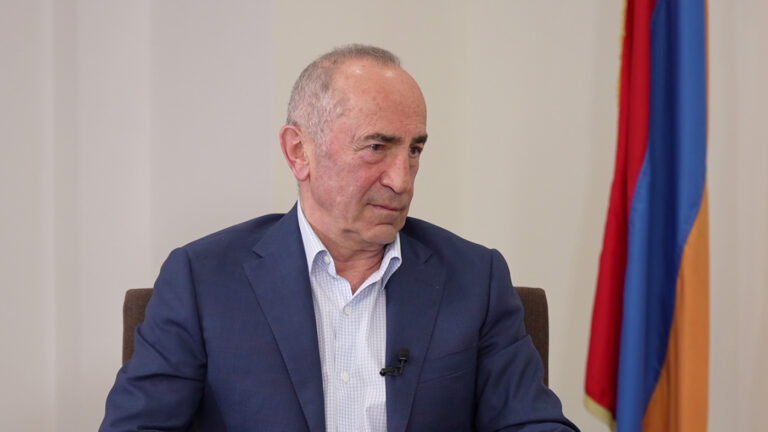 Кочарян объяснил, почему Армения не признавала независимость Карабаха