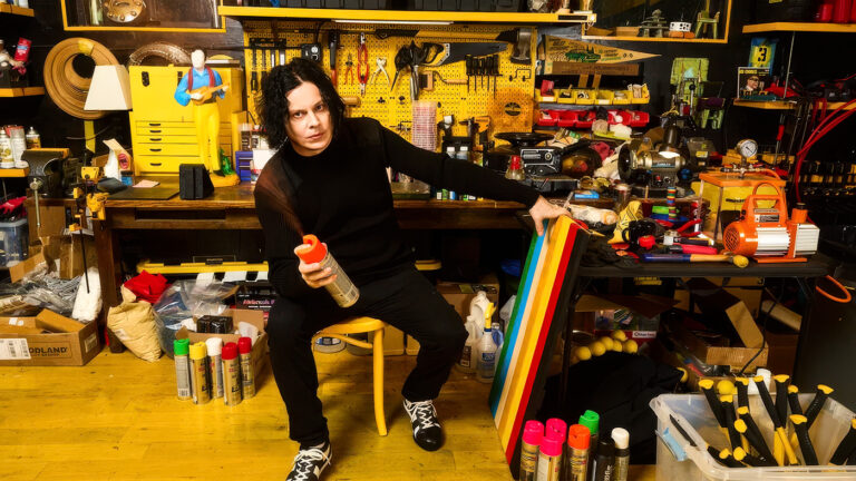 Фронтмен The White Stripes откроет выставку скульптур в лондонской галерее Дэмиена Хёрста