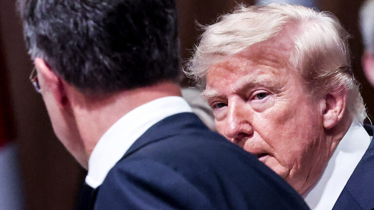 Все внимание на раздраженного Трампа: чем закончился саммит НАТО в Анкаре