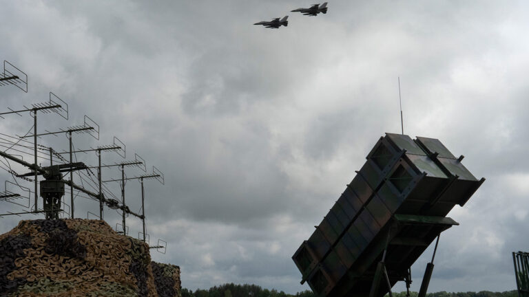 Нехватка ракет для Patriot привела к дефициту снарядов для F-16 на Украине