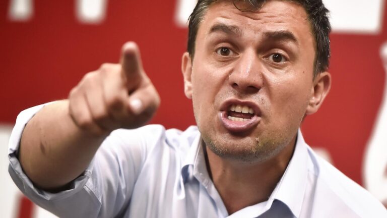 «Это просто абсурдно»: как Бондаренко снимают с выборов в Госдуму