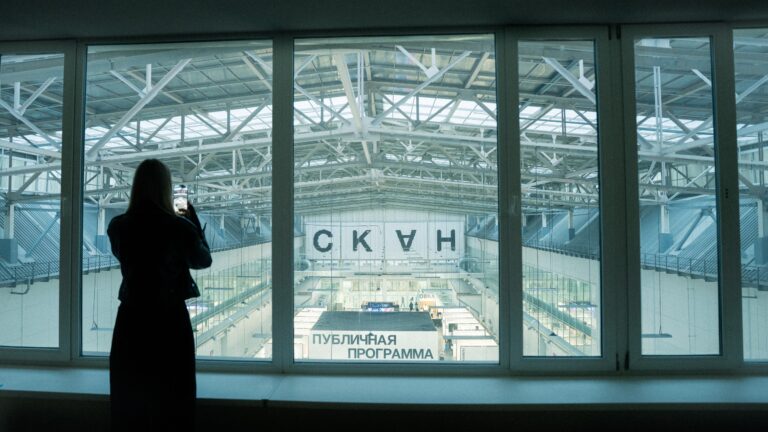 Третья ярмарка современного искусства СКАН завершилась в Красноярске: продано 474 работы на 12 млн рублей